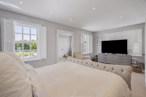 Photo 15- click for photo gallery